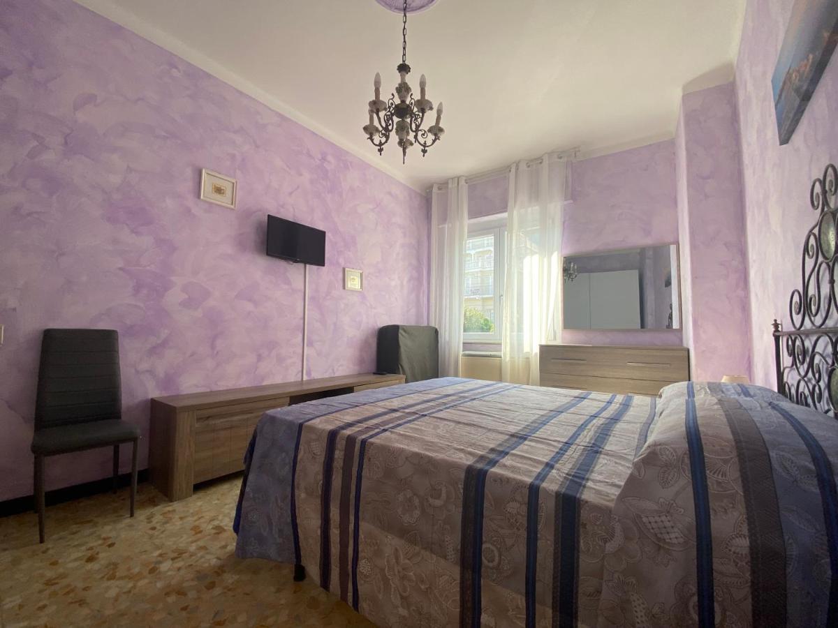 Viale Hanbury * Alassio